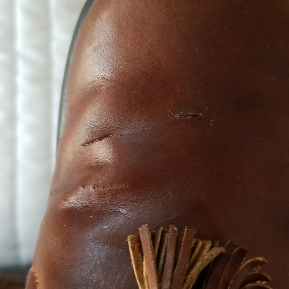 Shoes - Picture 5 of 8